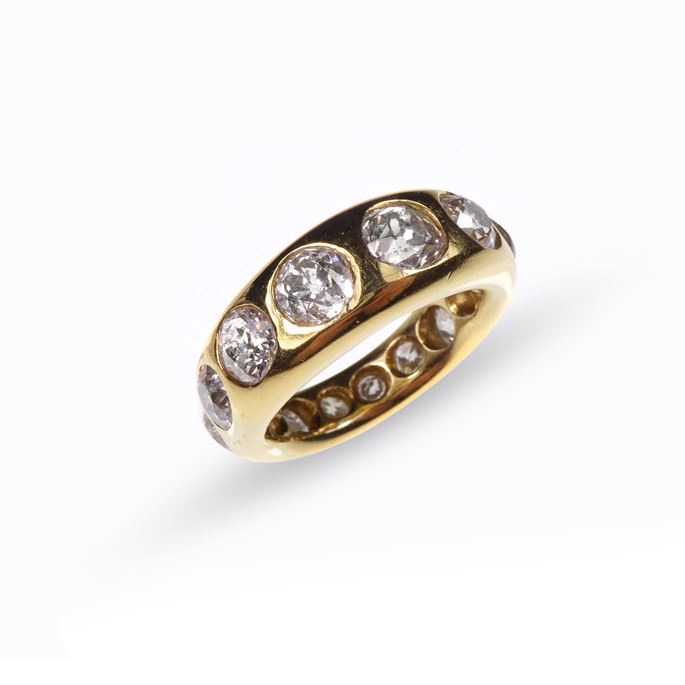 Cushion diamond and gold full eternity ring | MasterArt